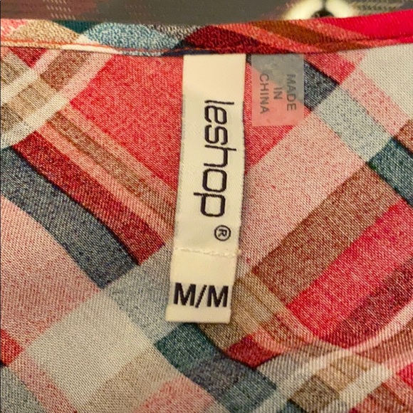 Boutique top - Picture 3 of 3